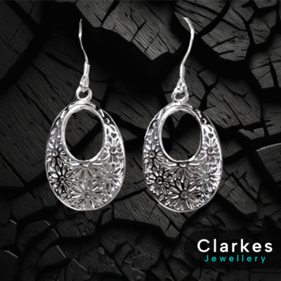 Stunning Ladies 925 Silver Hallmarked Vintage Pattern Hanging Earrings