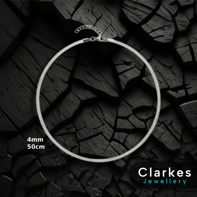 Ladies 4mm Thick Silver Herringbone Necklace 50-55cm - Image 2