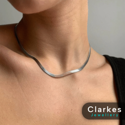 Ladies 4mm Thick Silver Herringbone Necklace 50-55cm
