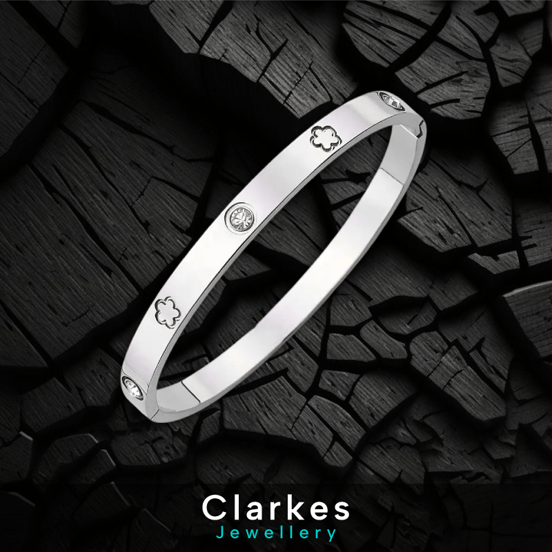 18k White Gold Clove Bangle Bracelet With Zircon Studs