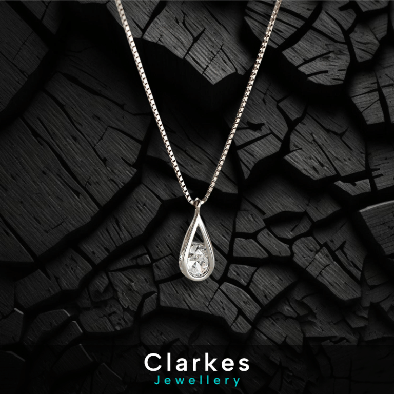Ladies 925 Sterling Silver Necklace Zircon Teardrop Pendant